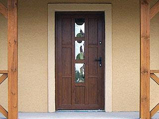 PVC ārdurvis rieksts